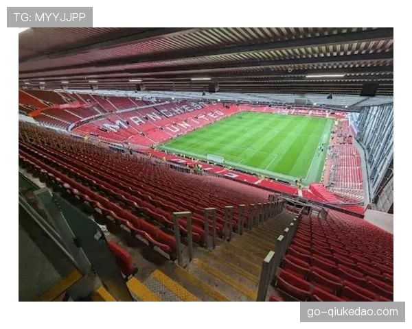 曼联老特拉福德球场北看台翻新计划获得市政最终批准